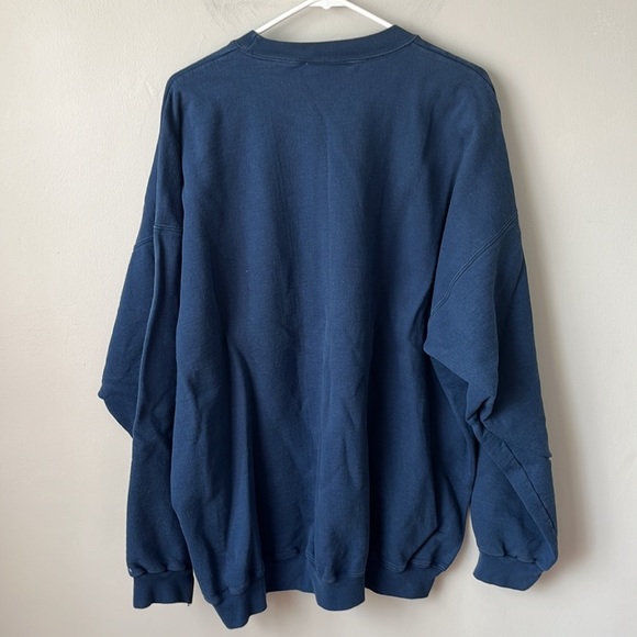 Hanes 2x Medic Crewneck - Picture 4 of 5